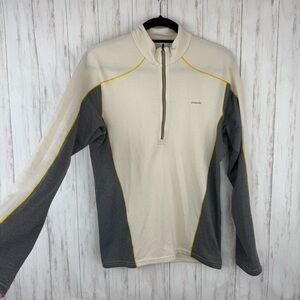 Patagonia Cream and Gray Pullover